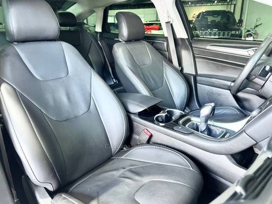 FORD FUSION 2.0 TITANIUM AWD 16V GASOLINA 4P AUTOMÁTICO